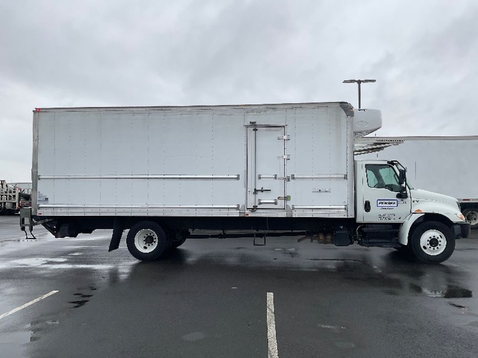 Refrigerated Truck-Light and Medium Duty Trucks-International-2020-MV607-Everett-WA-158,800\n\t\tmiles-$ 58,000 - Image 15