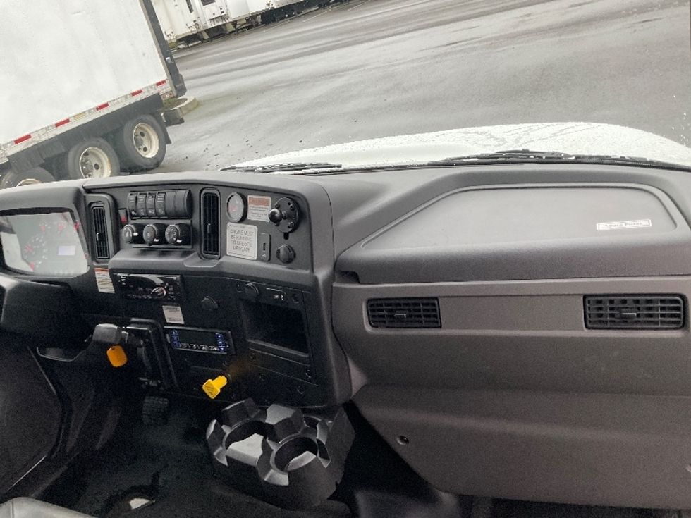 Refrigerated Truck-Light and Medium Duty Trucks-International-2020-MV607-Everett-WA-158,800\n\t\tmiles-$ 58,000 - Image 20