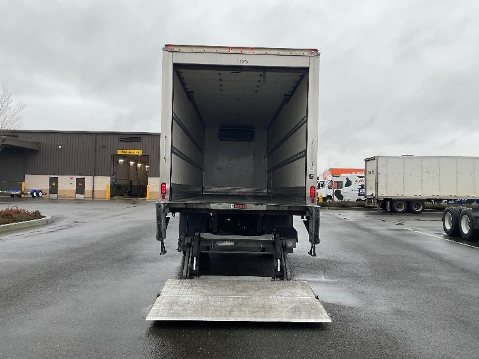 Refrigerated Truck-Light and Medium Duty Trucks-International-2020-MV607-Everett-WA-158,800\n\t\tmiles-$ 58,000 - Image 9