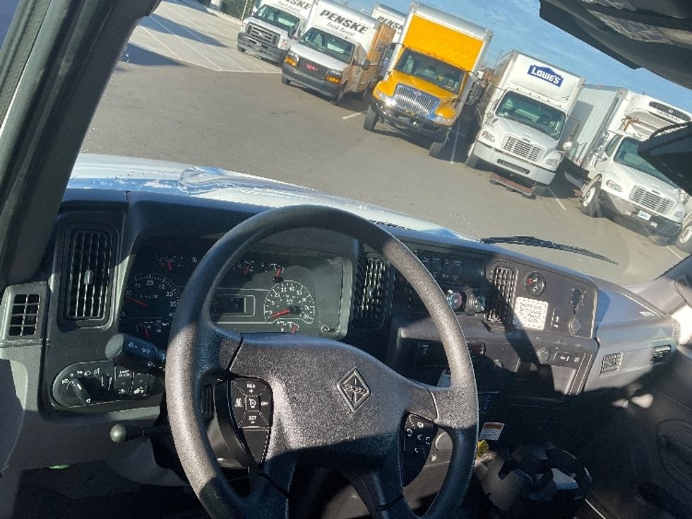 Refrigerated Truck-Light and Medium Duty Trucks-International-2020-MV607-Everett-WA-162,105\n\t\tmiles-$ 56,250 - Image 17