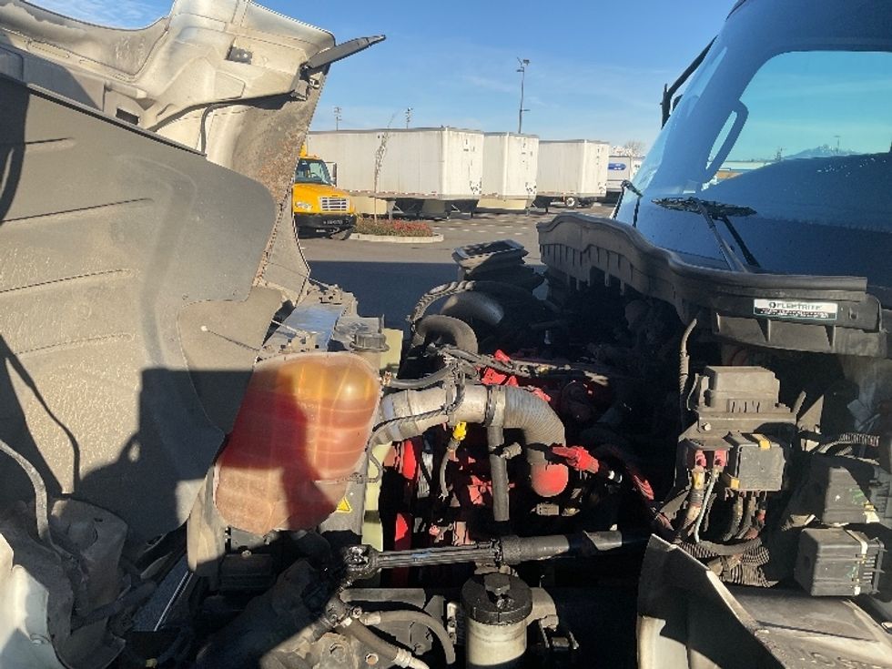 Refrigerated Truck-Light and Medium Duty Trucks-International-2020-MV607-Everett-WA-162,105\n\t\tmiles-$ 56,250 - Image 24