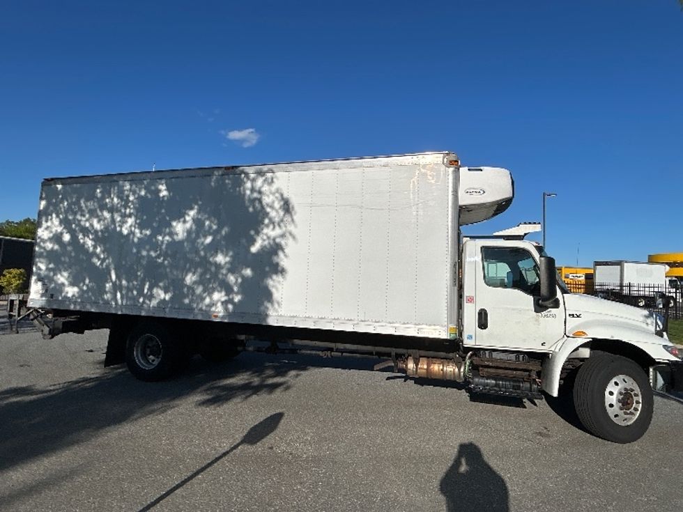 Refrigerated Truck-Light and Medium Duty Trucks-International-2020-MV607-Fitchburg-MA-289,377\n\t\tmiles-$ 23,750 - Image 15
