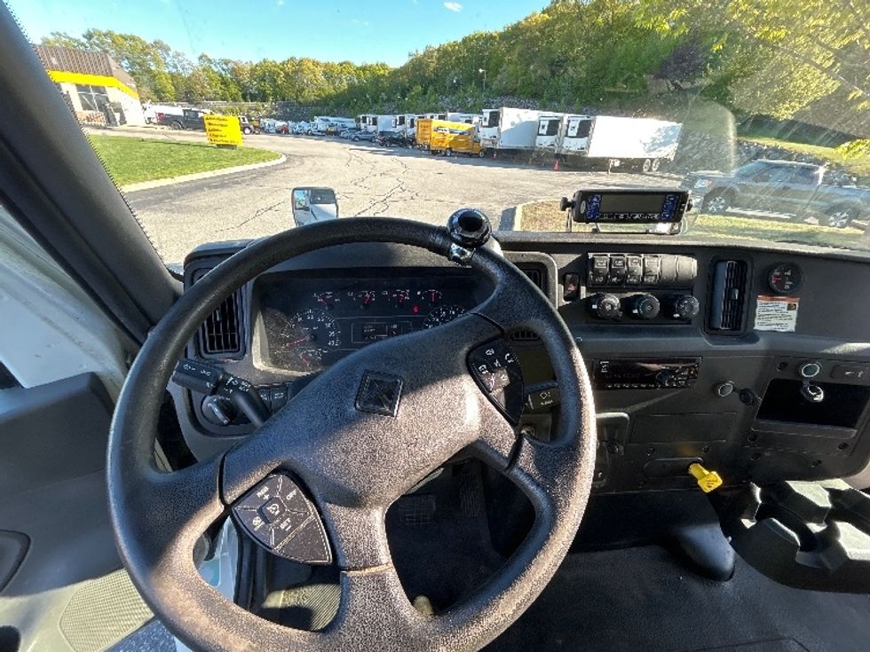 Refrigerated Truck-Light and Medium Duty Trucks-International-2020-MV607-Fitchburg-MA-289,377\n\t\tmiles-$ 23,750 - Image 18