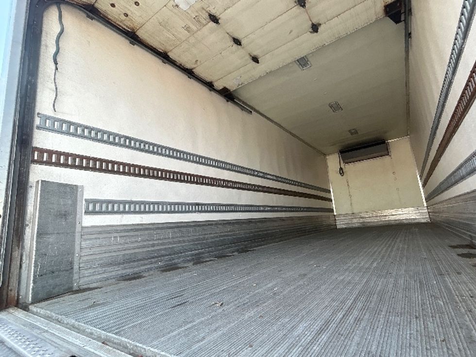 Refrigerated Truck-Light and Medium Duty Trucks-International-2020-MV607-Fontana-CA-120,607\n\t\tmiles-$ 63,500 - Image 11