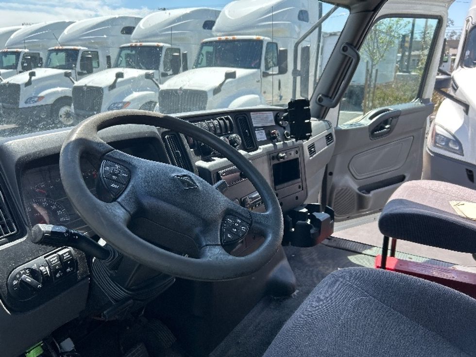 Refrigerated Truck-Light and Medium Duty Trucks-International-2020-MV607-Fontana-CA-120,607\n\t\tmiles-$ 63,500 - Image 18