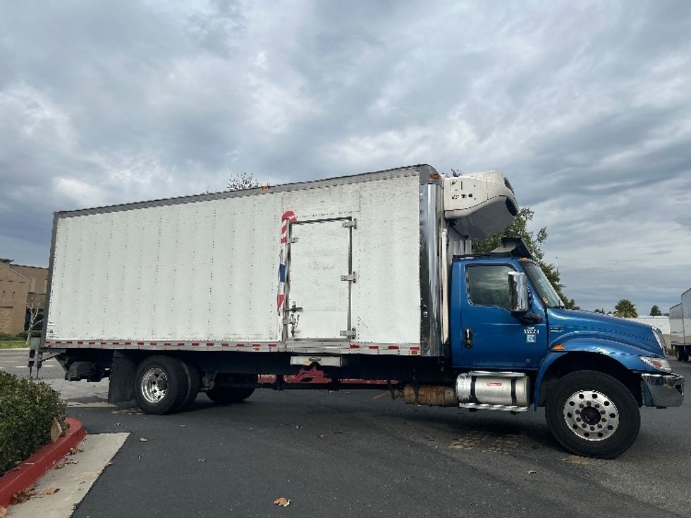Refrigerated Truck-Light and Medium Duty Trucks-International-2020-MV607-Fontana-CA-286,835\n\t\tmiles-$ 32,000 - Image 15