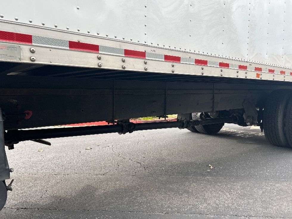 Refrigerated Truck-Light and Medium Duty Trucks-International-2020-MV607-Fontana-CA-286,835\n\t\tmiles-$ 32,000 - Image 5