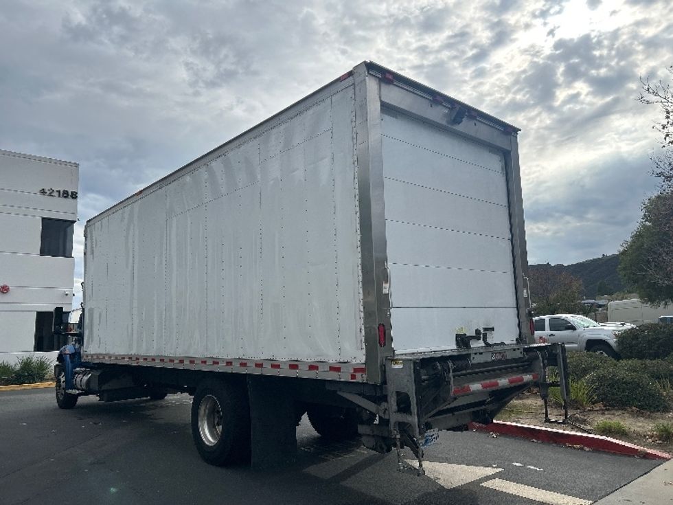 Refrigerated Truck-Light and Medium Duty Trucks-International-2020-MV607-Fontana-CA-286,835\n\t\tmiles-$ 32,000 - Image 6