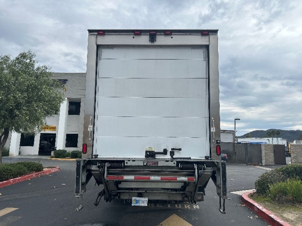 Refrigerated Truck-Light and Medium Duty Trucks-International-2020-MV607-Fontana-CA-286,835\n\t\tmiles-$ 32,000 - Image 7