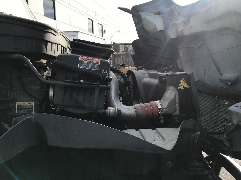 Refrigerated Truck-Light and Medium Duty Trucks-International-2020-MV607-Fontana-CA-307,432\n\t\tmiles-$ 29,000 - Image 23