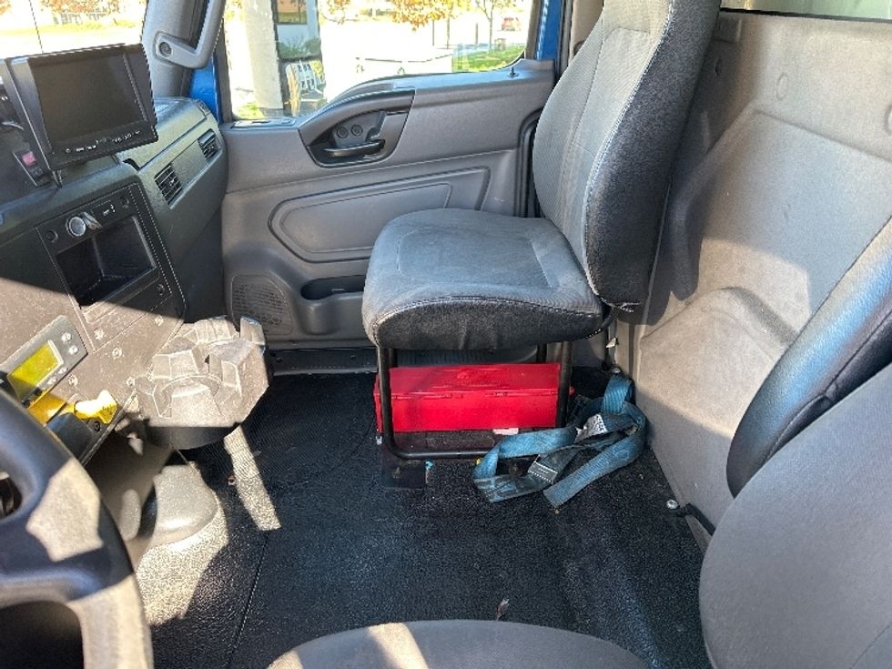 Refrigerated Truck-Light and Medium Duty Trucks-International-2020-MV607-Fontana-CA-307,900\n\t\tmiles-$ 26,250 - Image 19