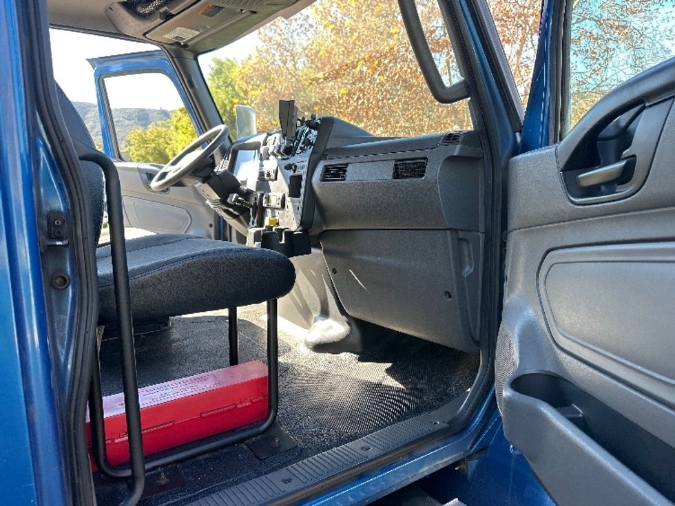 Refrigerated Truck-Light and Medium Duty Trucks-International-2020-MV607-Fontana-CA-307,900\n\t\tmiles-$ 26,250 - Image 20