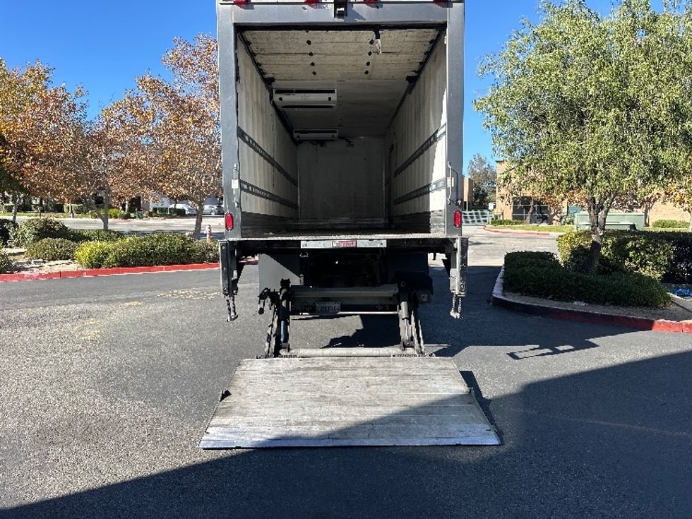 Refrigerated Truck-Light and Medium Duty Trucks-International-2020-MV607-Fontana-CA-307,900\n\t\tmiles-$ 26,250 - Image 9
