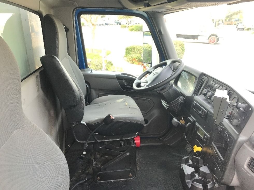 Refrigerated Truck-Light and Medium Duty Trucks-International-2020-MV607-Fontana-CA-335,588\n\t\tmiles-$ 21,750 - Image 21