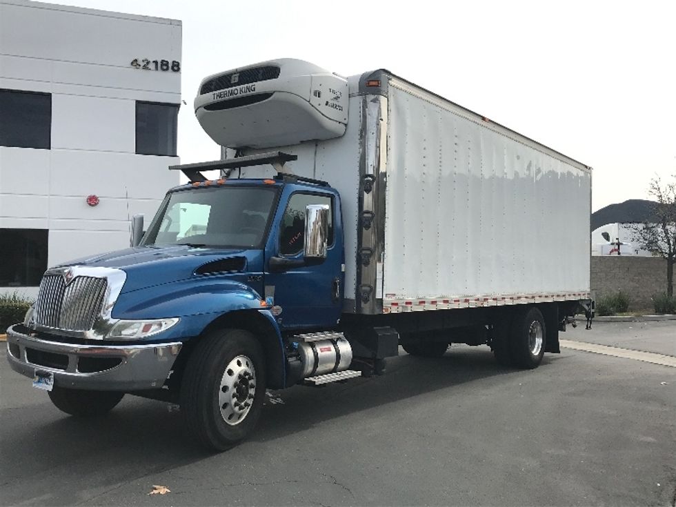 Refrigerated Truck-Light and Medium Duty Trucks-International-2020-MV607-Fontana-CA-335,588\n\t\tmiles-$ 21,750 - Image 3