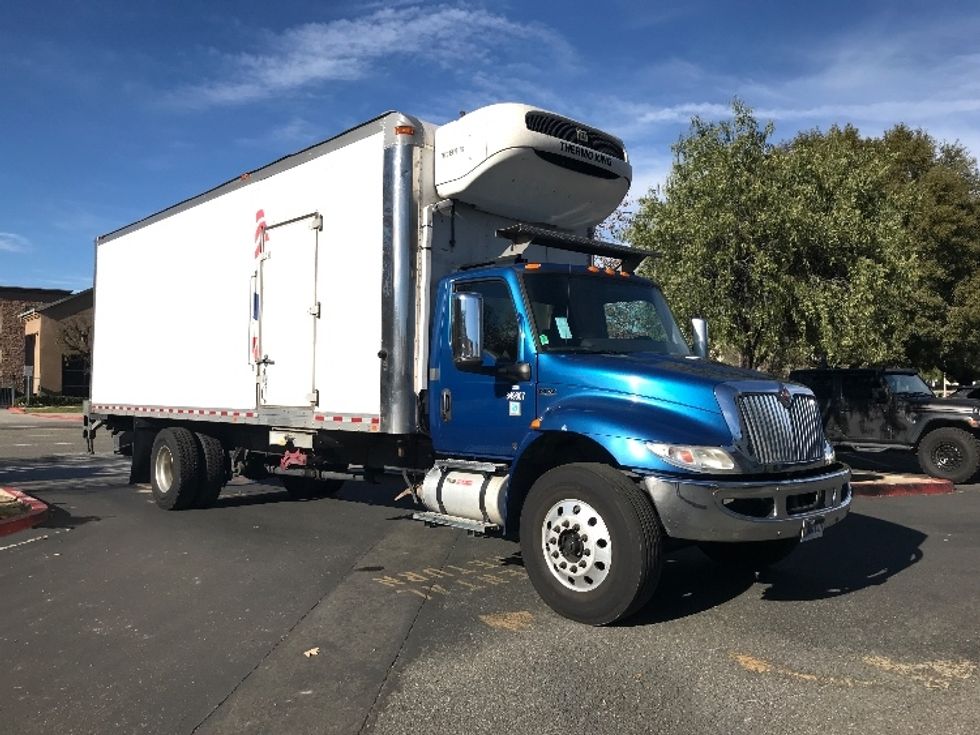 Refrigerated Truck-Light and Medium Duty Trucks-International-2020-MV607-Fontana-CA-342,929\n\t\tmiles-$ 21,250 - Image 1