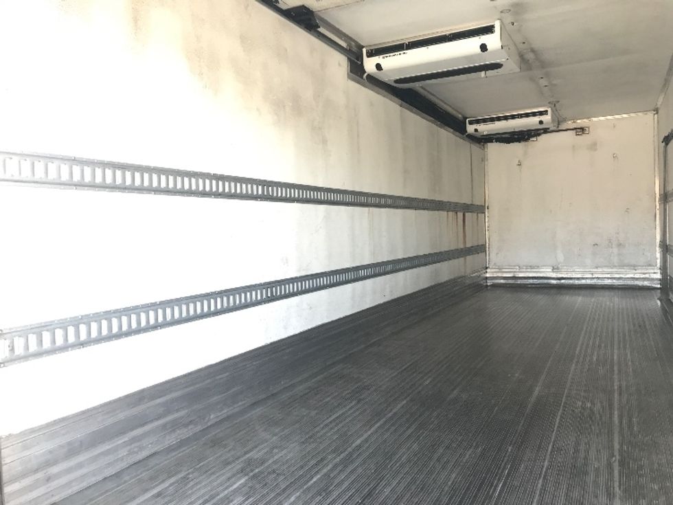 Refrigerated Truck-Light and Medium Duty Trucks-International-2020-MV607-Fontana-CA-342,929\n\t\tmiles-$ 21,250 - Image 11