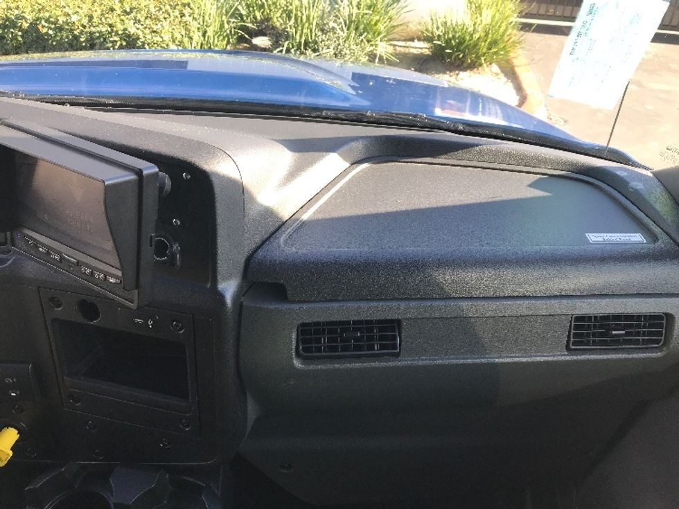 Refrigerated Truck-Light and Medium Duty Trucks-International-2020-MV607-Fontana-CA-342,929\n\t\tmiles-$ 21,250 - Image 21