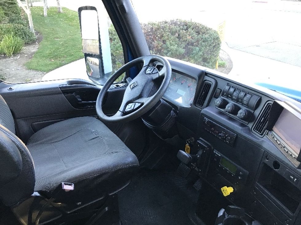 Refrigerated Truck-Light and Medium Duty Trucks-International-2020-MV607-Fontana-CA-342,929\n\t\tmiles-$ 21,250 - Image 22