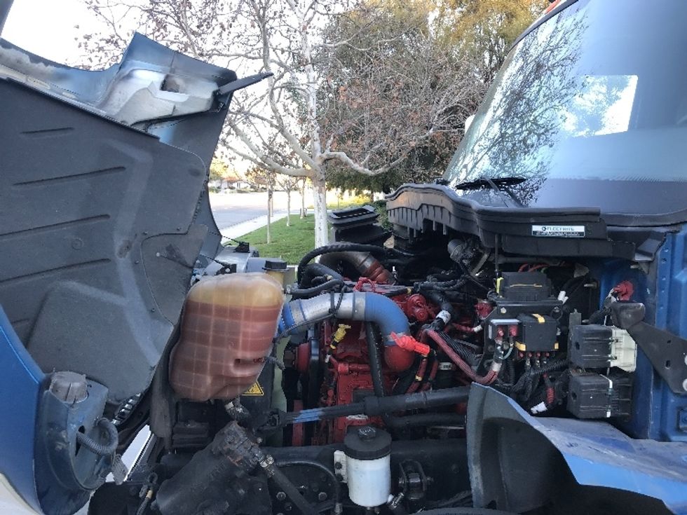 Refrigerated Truck-Light and Medium Duty Trucks-International-2020-MV607-Fontana-CA-342,929\n\t\tmiles-$ 21,250 - Image 24