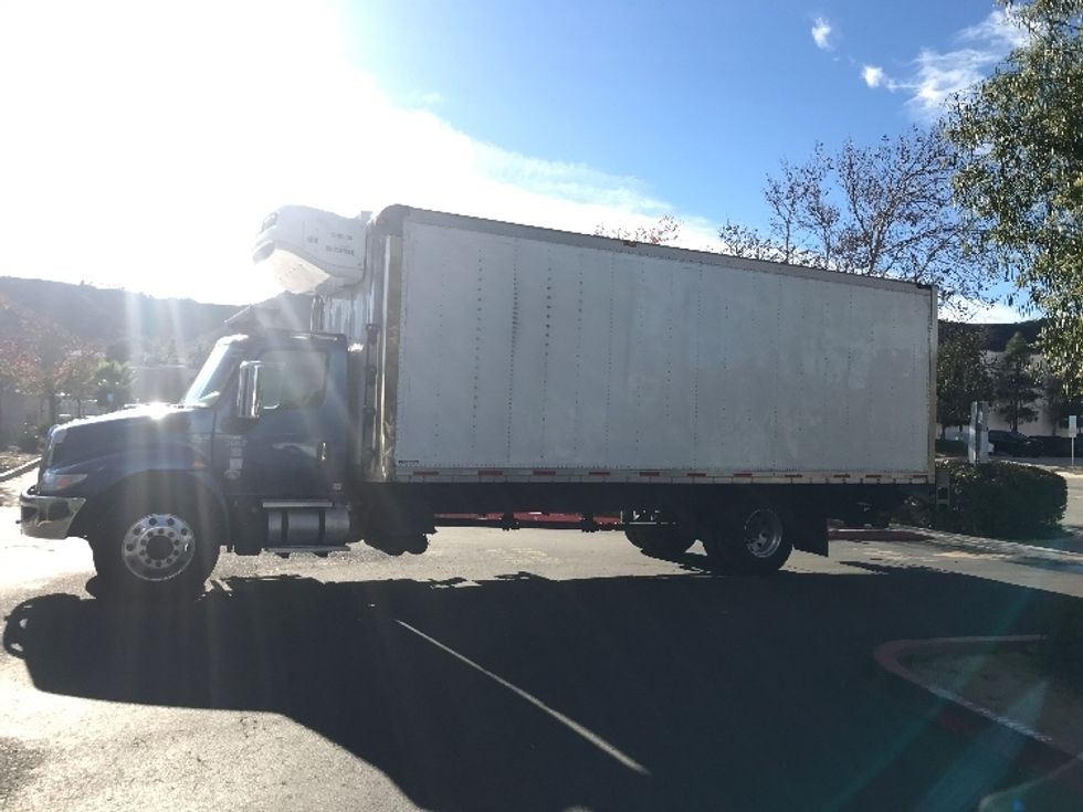 Refrigerated Truck-Light and Medium Duty Trucks-International-2020-MV607-Fontana-CA-342,929\n\t\tmiles-$ 21,250 - Image 4