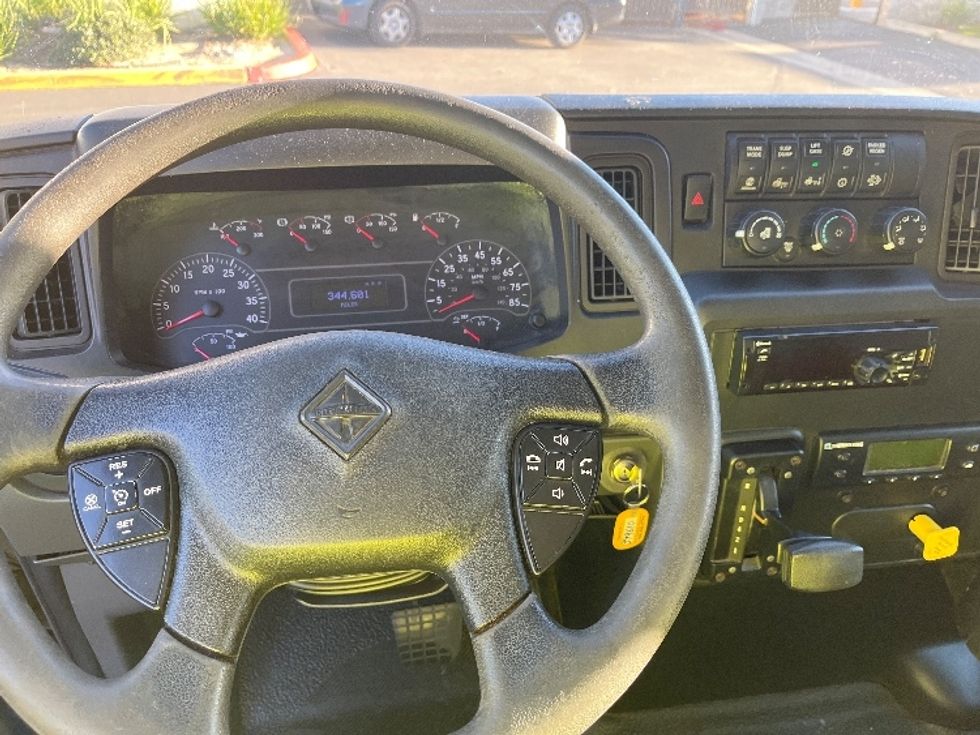 Refrigerated Truck-Light and Medium Duty Trucks-International-2020-MV607-Fontana-CA-344,601\n\t\tmiles-$ 23,000 - Image 17