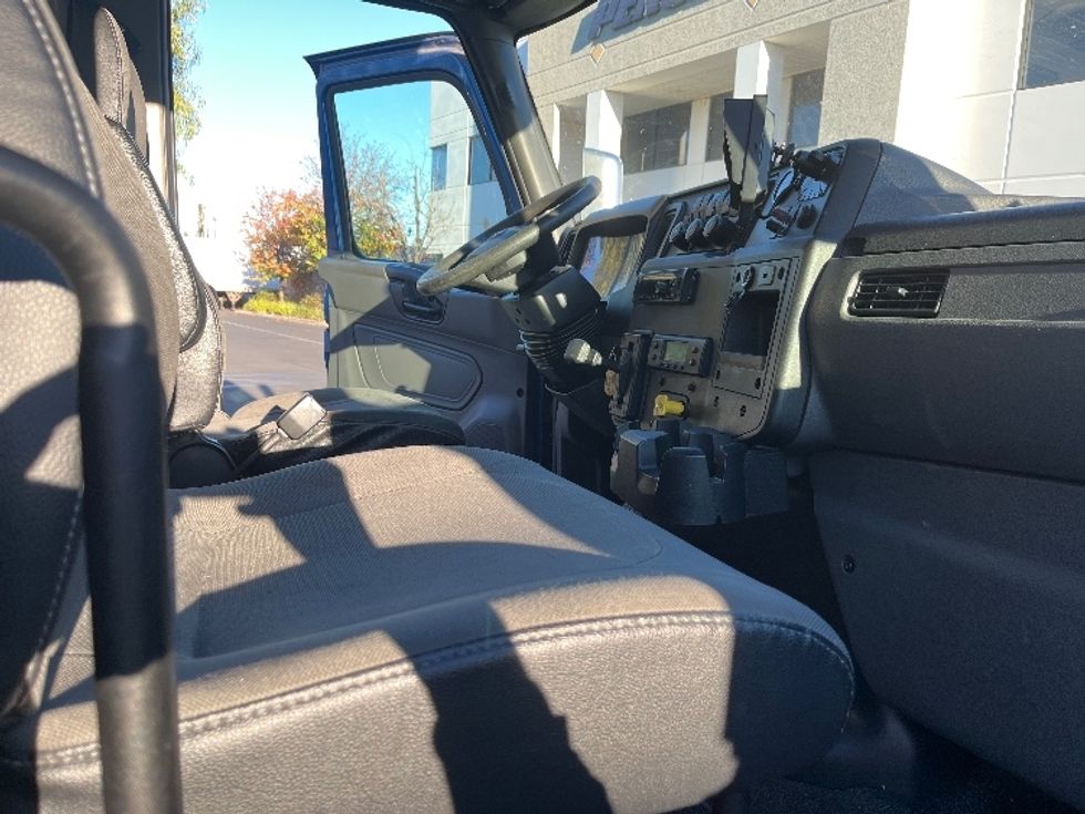 Refrigerated Truck-Light and Medium Duty Trucks-International-2020-MV607-Fontana-CA-344,601\n\t\tmiles-$ 23,000 - Image 21