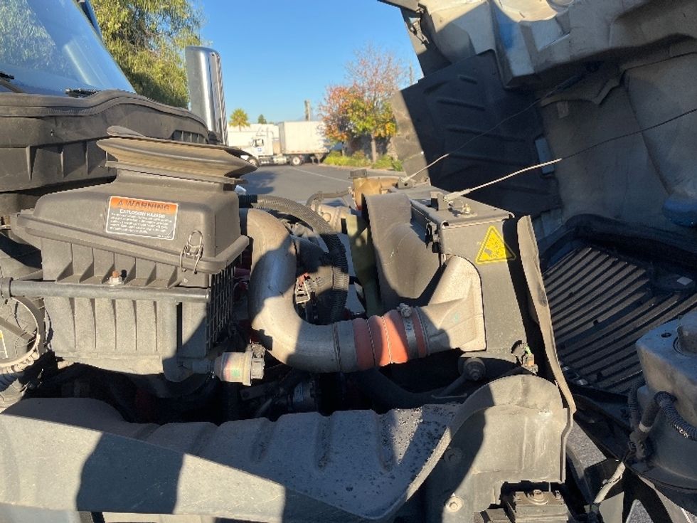 Refrigerated Truck-Light and Medium Duty Trucks-International-2020-MV607-Fontana-CA-344,601\n\t\tmiles-$ 23,000 - Image 22