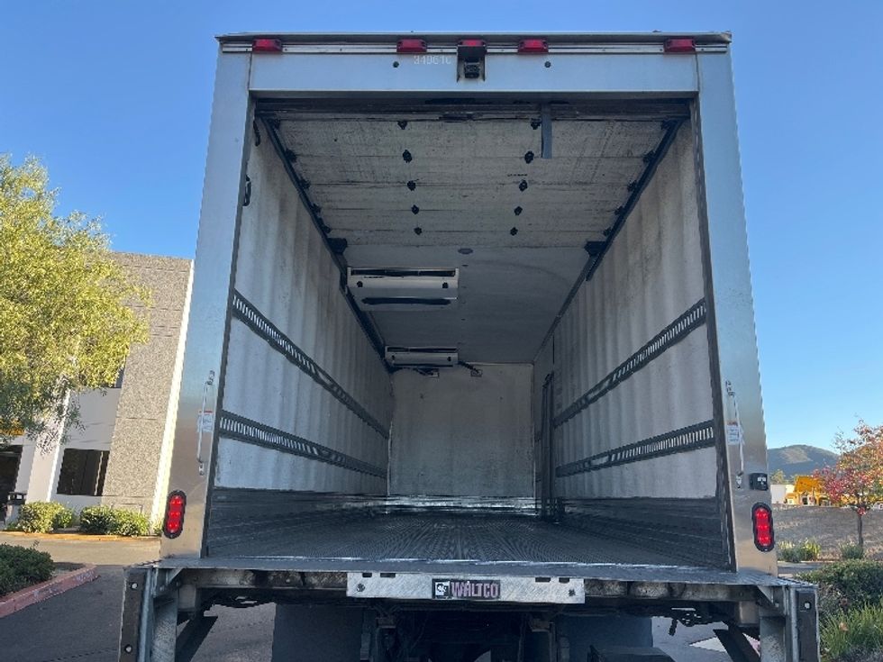 Refrigerated Truck-Light and Medium Duty Trucks-International-2020-MV607-Fontana-CA-344,601\n\t\tmiles-$ 23,000 - Image 7