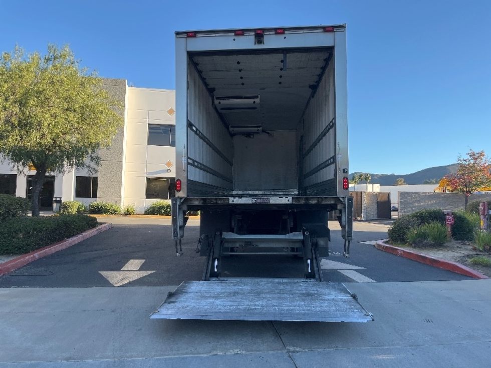 Refrigerated Truck-Light and Medium Duty Trucks-International-2020-MV607-Fontana-CA-344,601\n\t\tmiles-$ 23,000 - Image 8