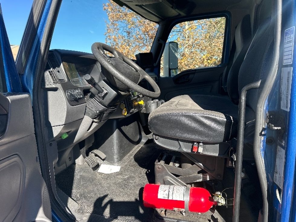 Refrigerated Truck-Light and Medium Duty Trucks-International-2020-MV607-Fontana-CA-347,470\n\t\tmiles-$ 22,750 - Image 16