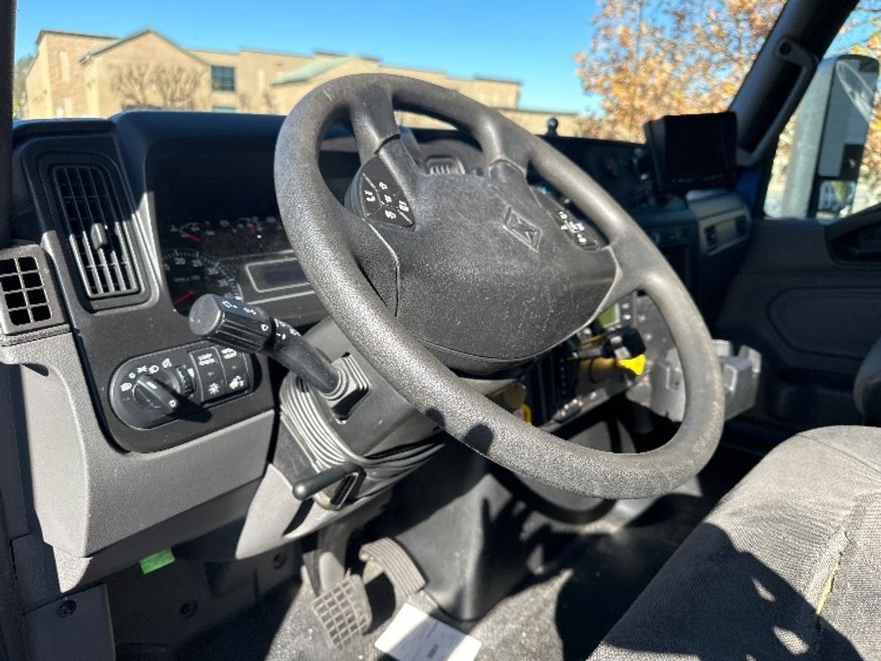 Refrigerated Truck-Light and Medium Duty Trucks-International-2020-MV607-Fontana-CA-347,470\n\t\tmiles-$ 22,750 - Image 17