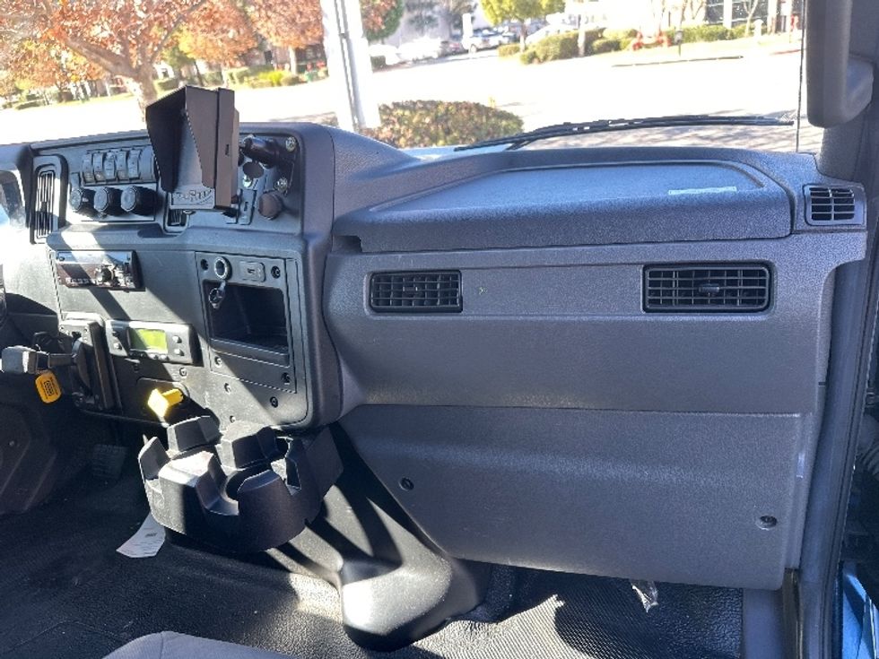 Refrigerated Truck-Light and Medium Duty Trucks-International-2020-MV607-Fontana-CA-347,470\n\t\tmiles-$ 22,750 - Image 21