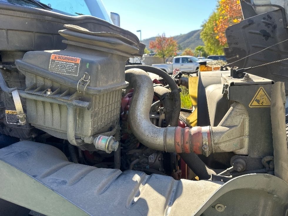 Refrigerated Truck-Light and Medium Duty Trucks-International-2020-MV607-Fontana-CA-347,470\n\t\tmiles-$ 22,750 - Image 23