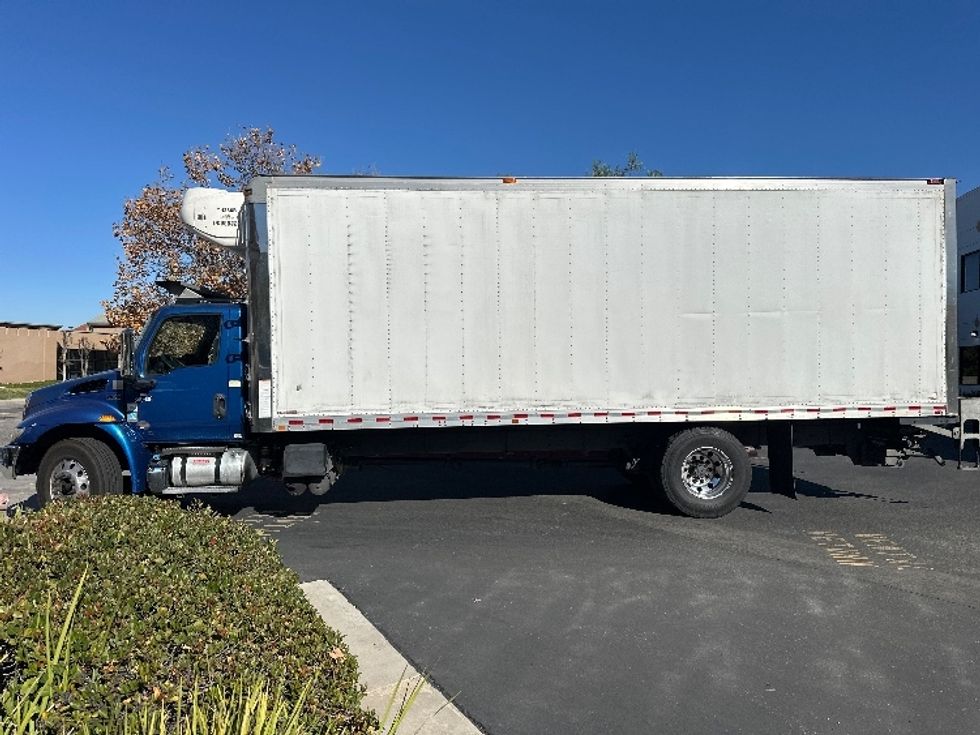 Refrigerated Truck-Light and Medium Duty Trucks-International-2020-MV607-Fontana-CA-347,470\n\t\tmiles-$ 22,750 - Image 4
