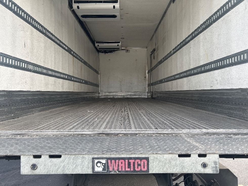 Refrigerated Truck-Light and Medium Duty Trucks-International-2020-MV607-Fontana-CA-348,710\n\t\tmiles-$ 21,250 - Image 10