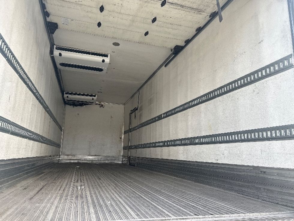 Refrigerated Truck-Light and Medium Duty Trucks-International-2020-MV607-Fontana-CA-348,710\n\t\tmiles-$ 21,250 - Image 12