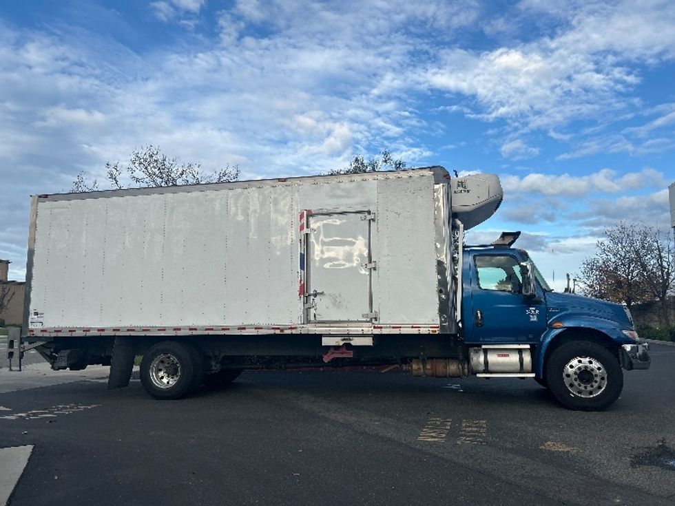 Refrigerated Truck-Light and Medium Duty Trucks-International-2020-MV607-Fontana-CA-348,710\n\t\tmiles-$ 21,250 - Image 15