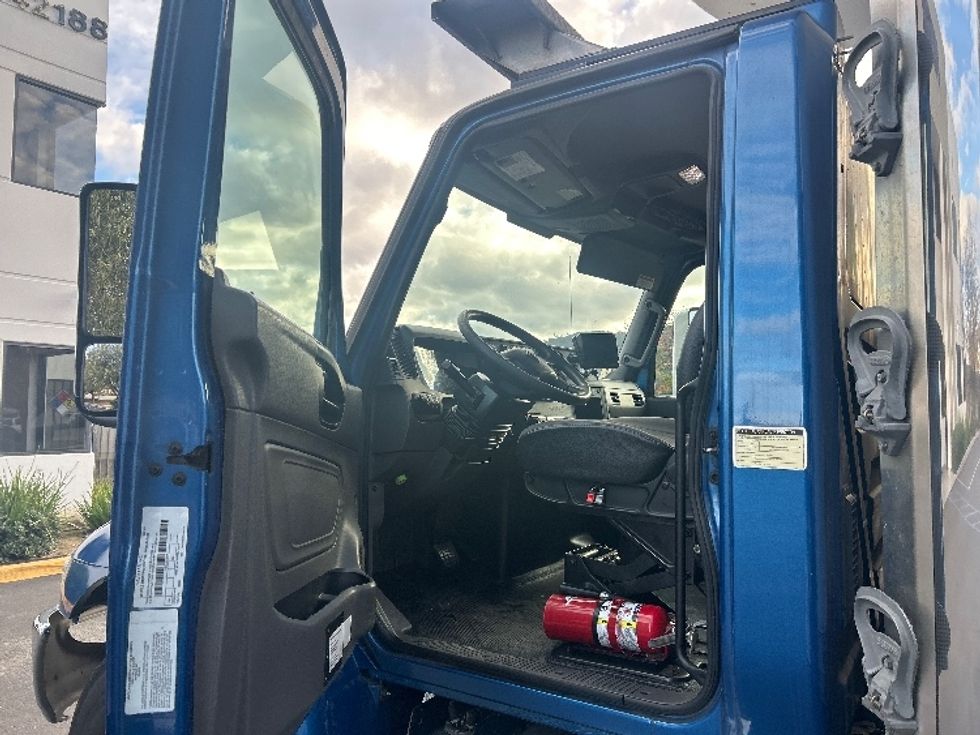 Refrigerated Truck-Light and Medium Duty Trucks-International-2020-MV607-Fontana-CA-348,710\n\t\tmiles-$ 21,250 - Image 16