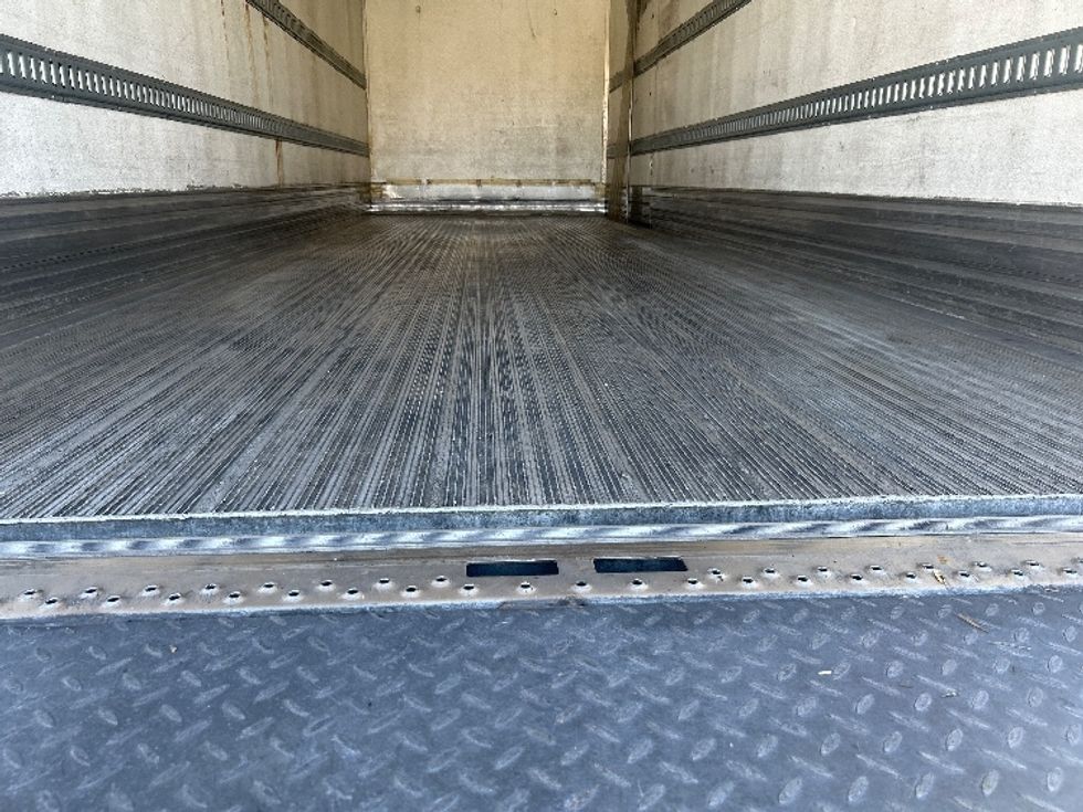 Refrigerated Truck-Light and Medium Duty Trucks-International-2020-MV607-Fontana-CA-348,776\n\t\tmiles-$ 21,250 - Image 10