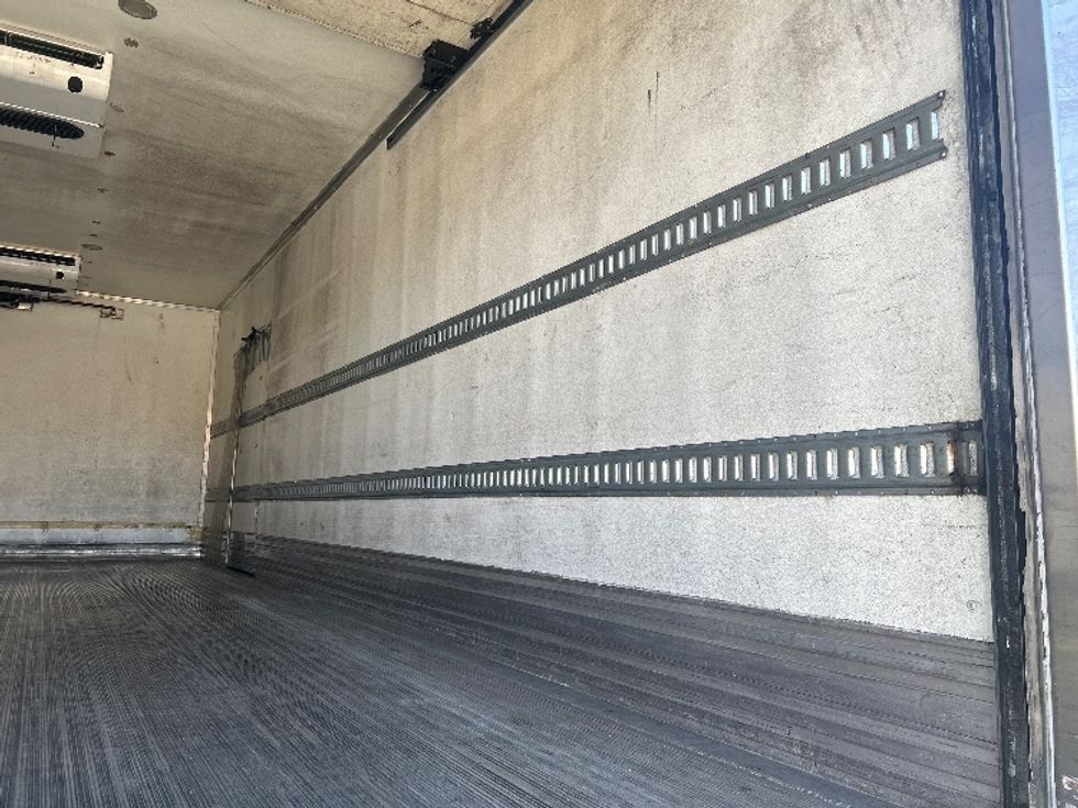 Refrigerated Truck-Light and Medium Duty Trucks-International-2020-MV607-Fontana-CA-348,776\n\t\tmiles-$ 21,250 - Image 12