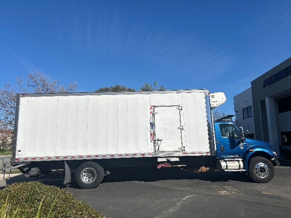 Refrigerated Truck-Light and Medium Duty Trucks-International-2020-MV607-Fontana-CA-348,776\n\t\tmiles-$ 21,250 - Image 15