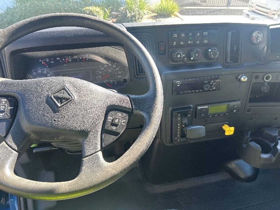 Refrigerated Truck-Light and Medium Duty Trucks-International-2020-MV607-Fontana-CA-348,776\n\t\tmiles-$ 21,250 - Image 18