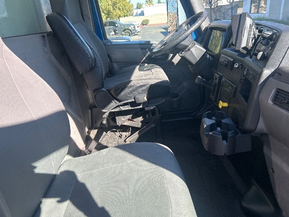 Refrigerated Truck-Light and Medium Duty Trucks-International-2020-MV607-Fontana-CA-348,776\n\t\tmiles-$ 21,250 - Image 21