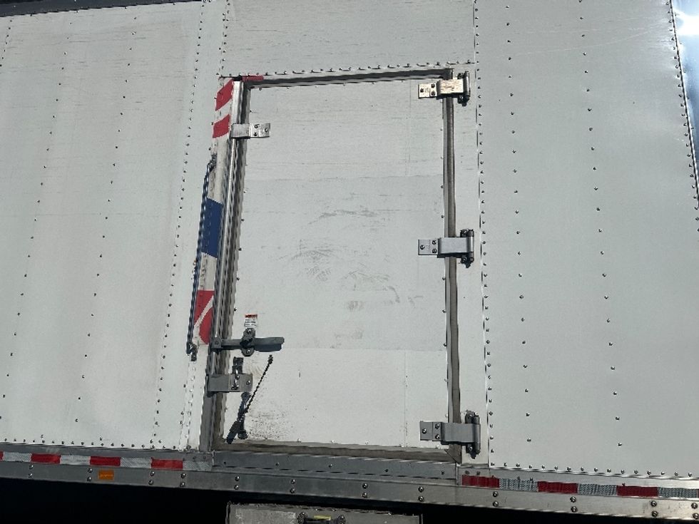 Refrigerated Truck-Light and Medium Duty Trucks-International-2020-MV607-Fontana-CA-348,776\n\t\tmiles-$ 21,250 - Image 25