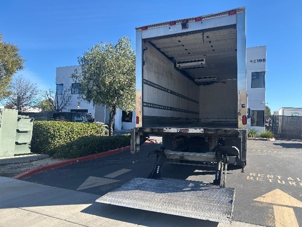 Refrigerated Truck-Light and Medium Duty Trucks-International-2020-MV607-Fontana-CA-348,776\n\t\tmiles-$ 21,250 - Image 9