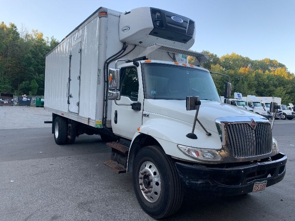 Refrigerated Truck-Light and Medium Duty Trucks-International-2020-MV607-Franklin-MA-217,427\n\t\tmiles-$ 35,250 - Image 1