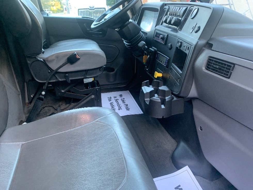 Refrigerated Truck-Light and Medium Duty Trucks-International-2020-MV607-Franklin-MA-217,427\n\t\tmiles-$ 35,250 - Image 22