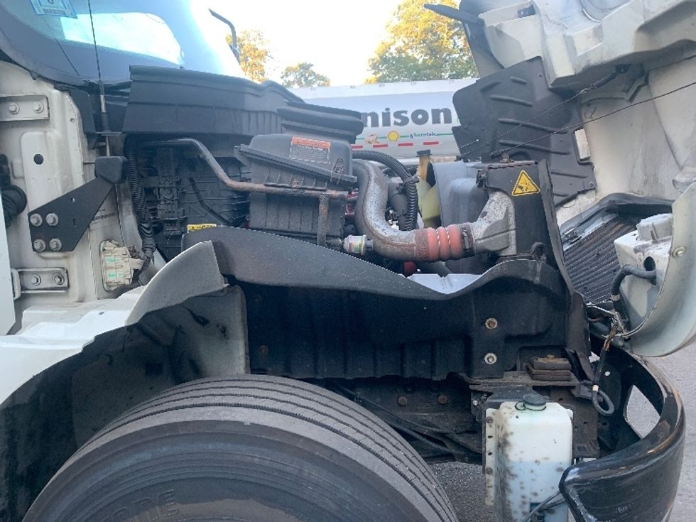 Refrigerated Truck-Light and Medium Duty Trucks-International-2020-MV607-Franklin-MA-217,427\n\t\tmiles-$ 35,250 - Image 23