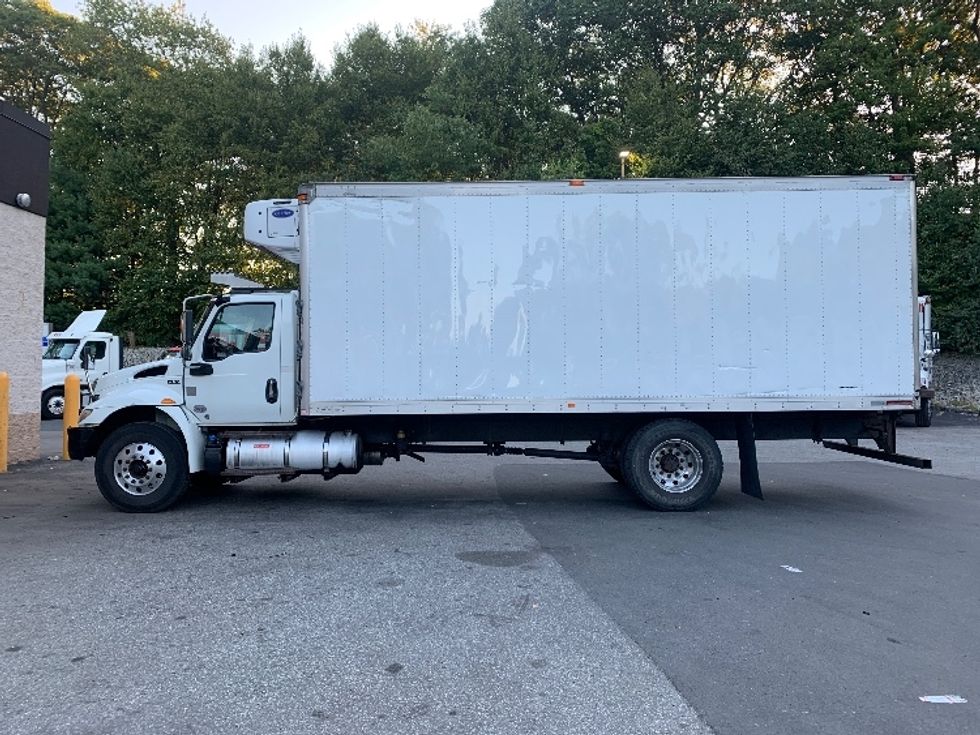Refrigerated Truck-Light and Medium Duty Trucks-International-2020-MV607-Franklin-MA-217,427\n\t\tmiles-$ 35,250 - Image 4